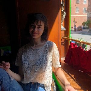 Meet your Posher, Isabel